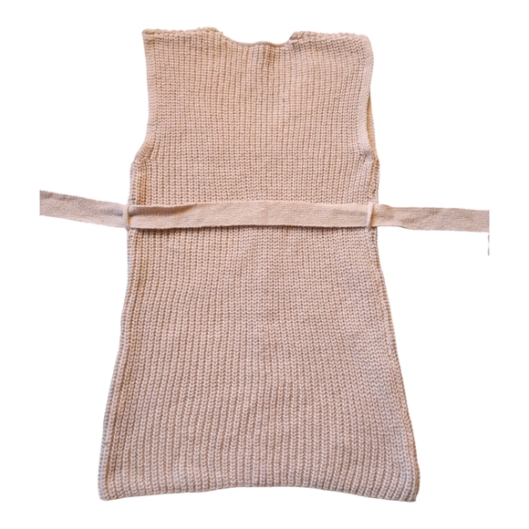 ♥️10/$10 New Women's Beige Knit Sweater Vest - Picture 2 of 4